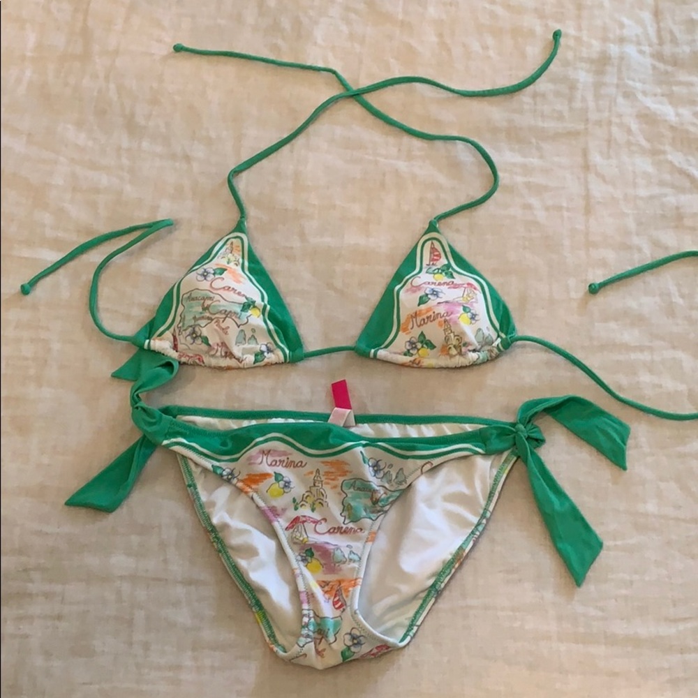 Victoria’s Secret bikini